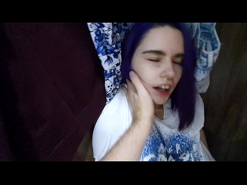 ❤️ Atopo a miña irmá no armario e axudouna a correrse ️❌ Porno casero en % gl.porno-flix.ru % ️❤